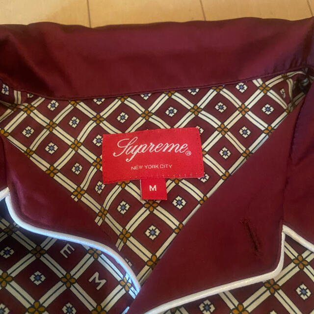 Supreme(シュプリーム)のクリリン様専用  Supreme Satin Pajama Set red メンズのトップス(Tシャツ/カットソー(半袖/袖なし))の商品写真