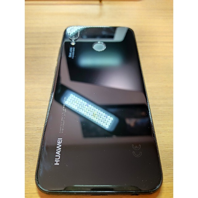 HUAWEI(ファーウェイ)のHuawei P20lite ブラック 32GB Y!mobile ケース付き スマホ/家電/カメラのスマートフォン/携帯電話(スマートフォン本体)の商品写真