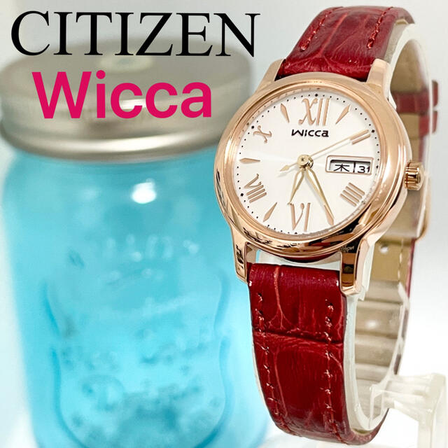 レディース49 CITIZEN ウィッカ時計　レディース腕時計　レッド　ソーラー時計　赤