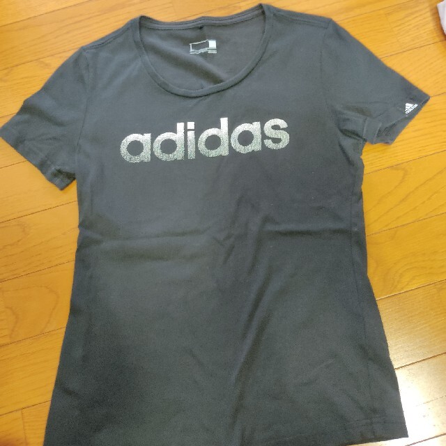 adidas(アディダス)のアディダス　Tシャツ　L レディースのトップス(Tシャツ(半袖/袖なし))の商品写真