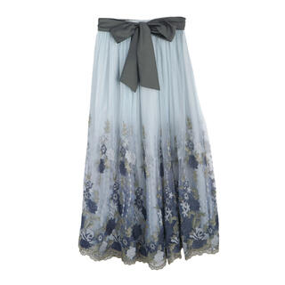 アクシーズファム(axes femme)のグラデチュール刺繍スカート　ブルー(ロングスカート)