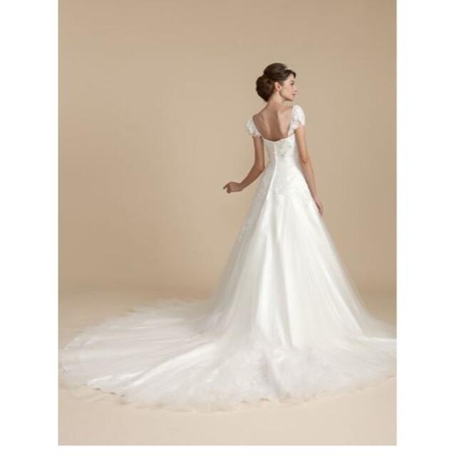 新品 356,400円□ワタベ【ELLE Mariage Dress】8号 新品 356,400円□ワタベ【ELLE Mariage Dress】8号