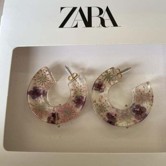 ZARA(ザラ)のZARA ドライフラワー　レンジピアス レディースのアクセサリー(ピアス)の商品写真