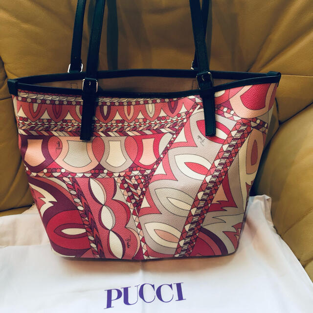 EMILIO PUCCI(エミリオプッチ)のエミリオプッチ　トートバッグ美品 レディースのバッグ(トートバッグ)の商品写真