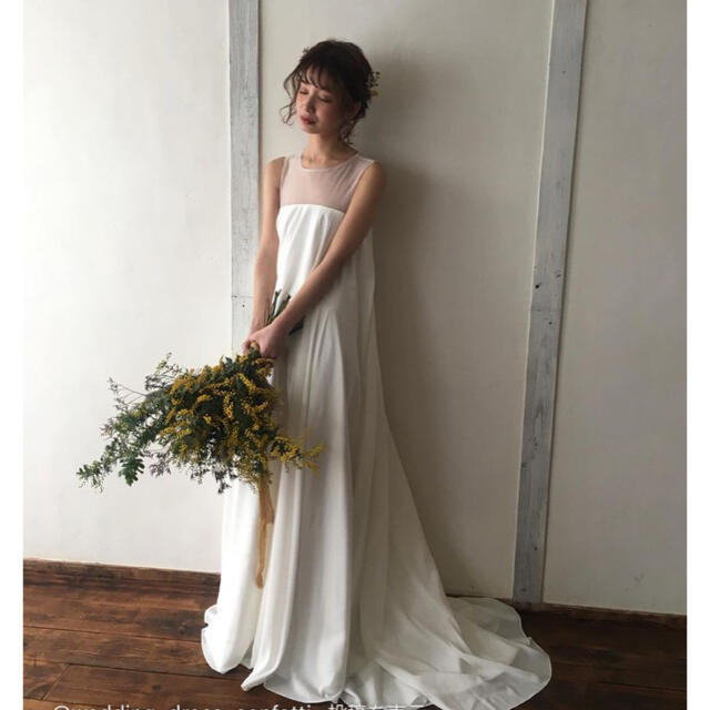 Vera Wang(ヴェラウォン)のconfetti dress  エンパイア レディースのフォーマル/ドレス(ウェディングドレス)の商品写真