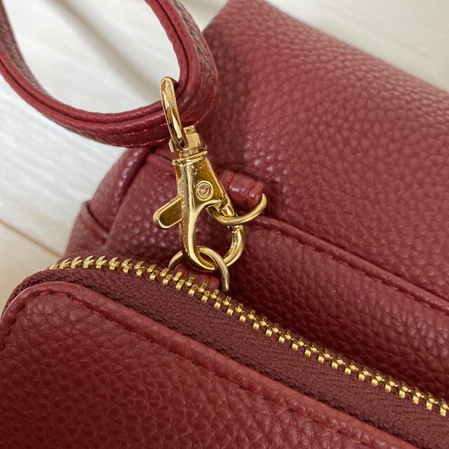 ミニショルダーバッグ 財布付き ボルドー レディースのバッグ(ショルダーバッグ)の商品写真