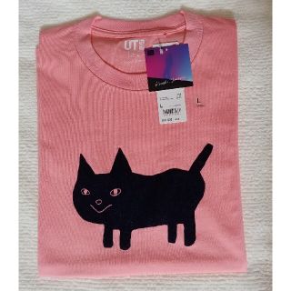 ユニクロ(UNIQLO)の米津玄師　ユニクロ　コラボ　シャツ　ピンク　猫(Tシャツ/カットソー(半袖/袖なし))