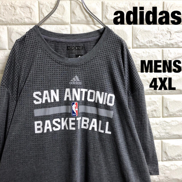 adidas(アディダス)のアディダス　NBA  バスケ　プリント　Tシャツ　メンズ4XLサイズ メンズのトップス(Tシャツ/カットソー(半袖/袖なし))の商品写真