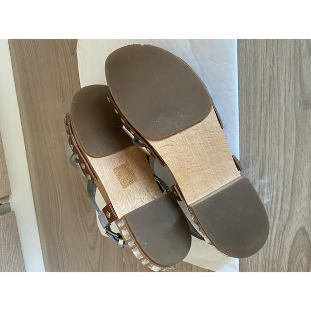 miumiu(ミュウミュウ)のmiumiu  サンダル レディースの靴/シューズ(サンダル)の商品写真