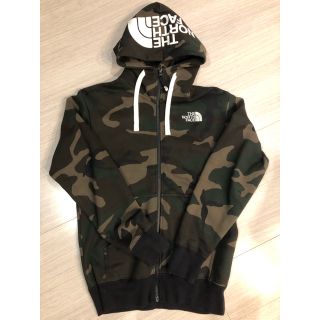 ザノースフェイス(THE NORTH FACE)のTHE NORTH FACE  カモフラ柄  パーカー(パーカー)