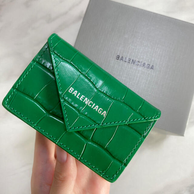 残１【新品】BALENCIAGA ペーパー クロコ柄 ミニ財布 三つ折り財布 緑のサムネイル