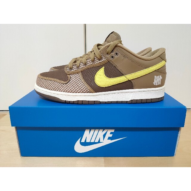 UNDEFEATED × NIKE DUNK LOW SP　ダンク