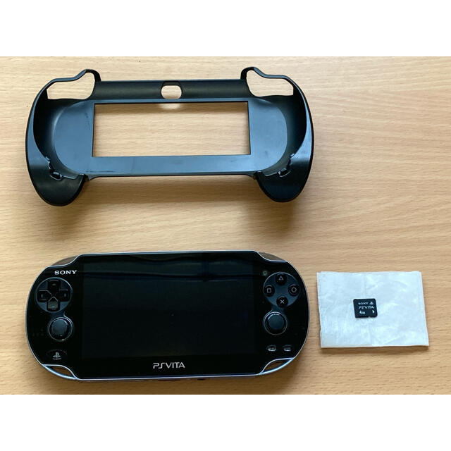 エンタメ/ホビーPlayStation Vita PCH-1100 箱なし