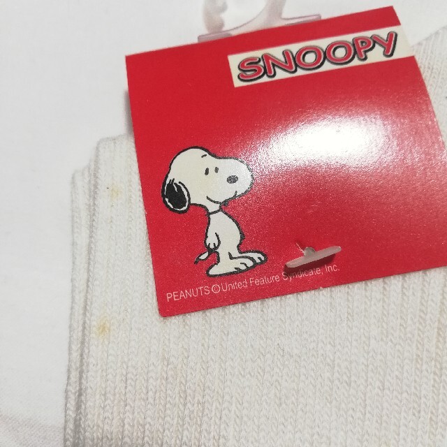 SNOOPY(スヌーピー)の4足セット スヌーピー ソックス 23~25cm B レディースのレッグウェア(ソックス)の商品写真