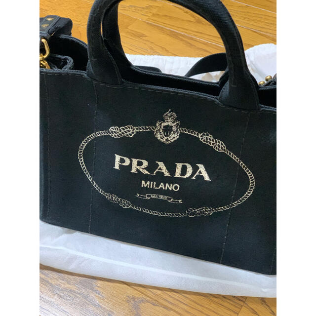 PRADA カナパ　バック　黒