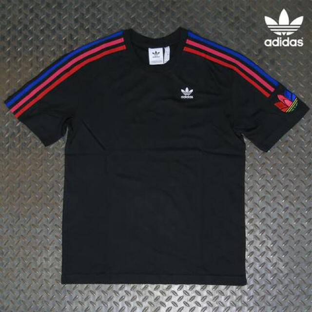 adidas(アディダス)のアディダス オリジナルス  トップス 3ストライプ Tシャツ レディースのトップス(Tシャツ(長袖/七分))の商品写真