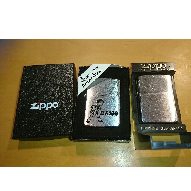 ZIPPO(ジッポー)のジッポー鉄人28号とオマケの1個 エンタメ/ホビーのおもちゃ/ぬいぐるみ(キャラクターグッズ)の商品写真