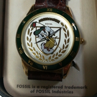 FOSSIL ディズニーコラボ　ミッキーマウス腕時計(限定品)