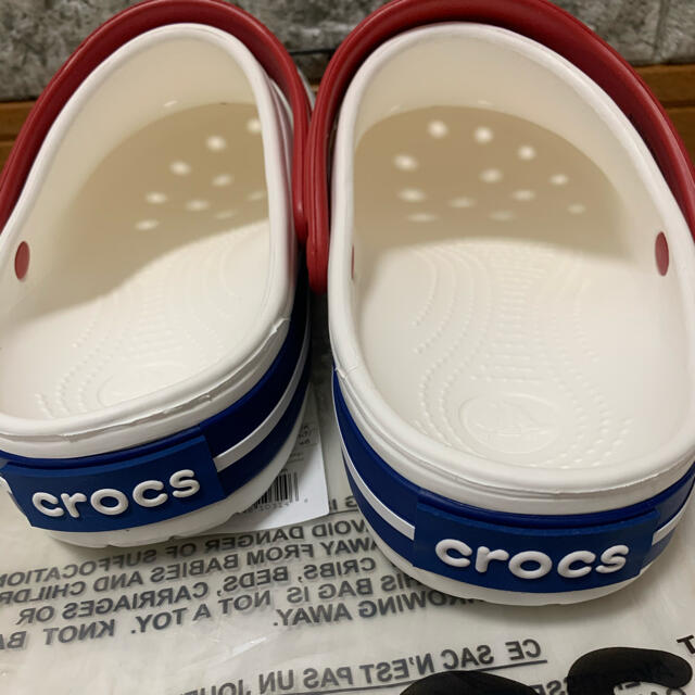 crocs(クロックス)の✨【新品　未使用　タグ付き】クロックス　26cm✨ メンズの靴/シューズ(サンダル)の商品写真