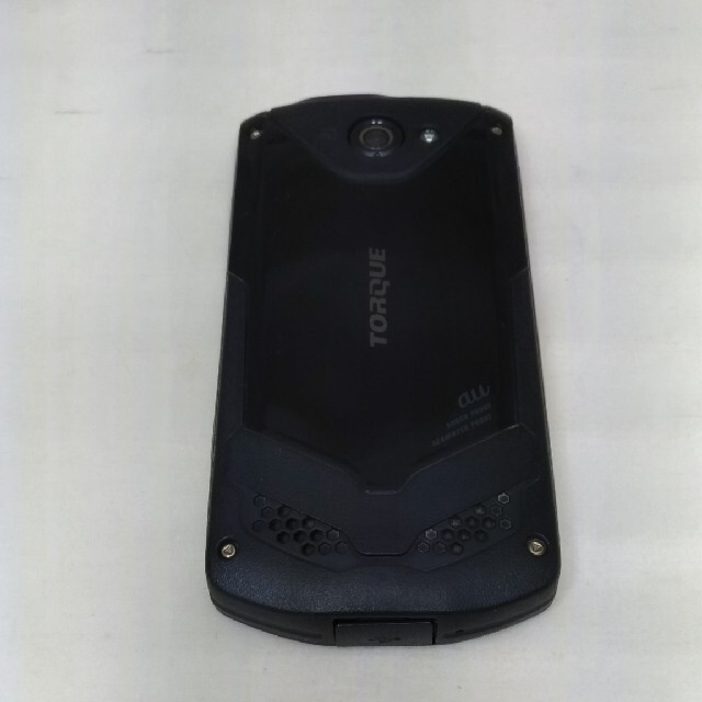 京セラ(キョウセラ)のSIMフリー　au 　TORQUE G02  KYV35 スマホ/家電/カメラのスマートフォン/携帯電話(携帯電話本体)の商品写真