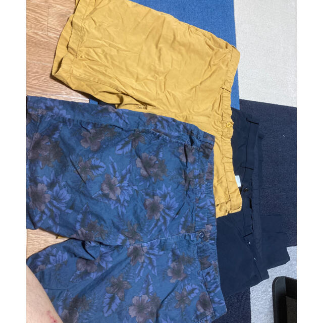 UNIQLO(ユニクロ)のUNIQLO 夏パンツ　五点セット　サイズ3XL メンズのパンツ(ショートパンツ)の商品写真