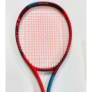 ヨネックス(YONEX)の【美品】YONEX VCORE100(テニス)