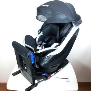 アップリカ(Aprica)のクルリラ　ISOFIX 回転式　チャイルドシート　アップリカ(自動車用チャイルドシート本体)