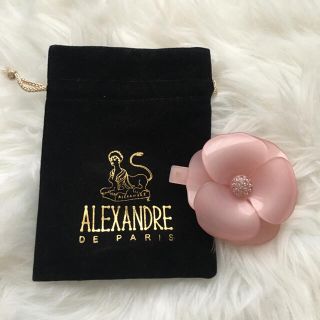 アレクサンドルドゥパリ(Alexandre de Paris)の【ちい様専用】ALEXANDRE DE PARIS♡カメリア バレッタ♡(バレッタ/ヘアクリップ)