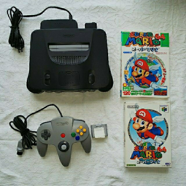 Nintendo64本体、スーパーマリオ64ソフト