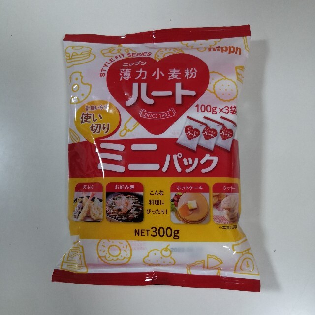 日清製粉(ニッシンセイフン)の薄力粉 小麦粉 ニップン ミニパック600g nippn 日本製粉 食品/飲料/酒の食品(米/穀物)の商品写真