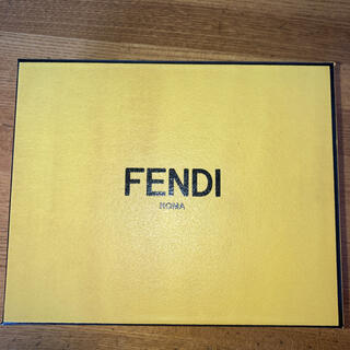 FENDI空箱(ショップ袋)