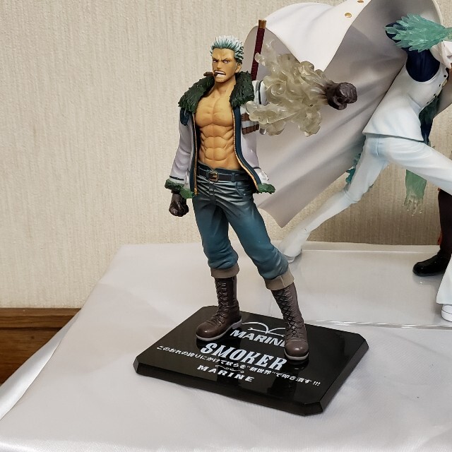 ワンピース フィギュアーツ 三大将 赤犬 青キジ 黄猿 スモーカー ワンピース フィギュアーツ 三大将 赤犬 青キジ 黄猿 スモーカー