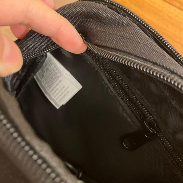 carhartt(カーハート)のカーハートショルダーバッグ タグ付き 新品未使用 男女兼用 メンズのバッグ(ショルダーバッグ)の商品写真