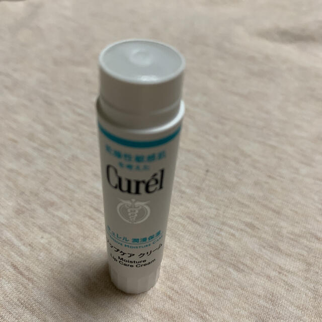 Curel(キュレル)のキュレル リップケアクリーム 医薬部外品 セラミドケア 乾燥性敏感肌 薬用リップ コスメ/美容のスキンケア/基礎化粧品(リップケア/リップクリーム)の商品写真