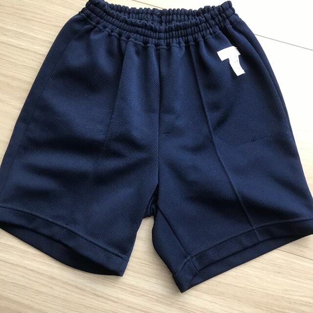 体操服　ハーフパンツ　150 キッズ/ベビー/マタニティのキッズ/ベビー/マタニティ その他(その他)の商品写真