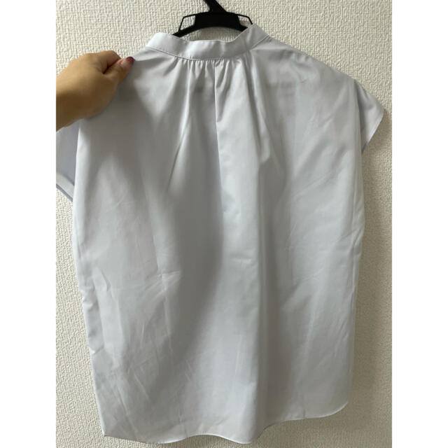 青山(アオヤマ)のブルーシャツ レディースのトップス(Tシャツ(半袖/袖なし))の商品写真
