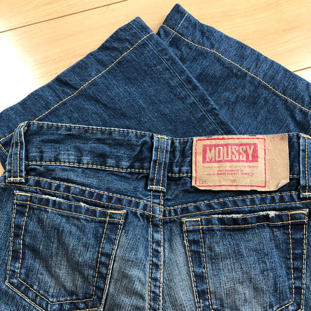moussy(マウジー)のマウジー　バギーパンツ24インチ レディースのパンツ(デニム/ジーンズ)の商品写真