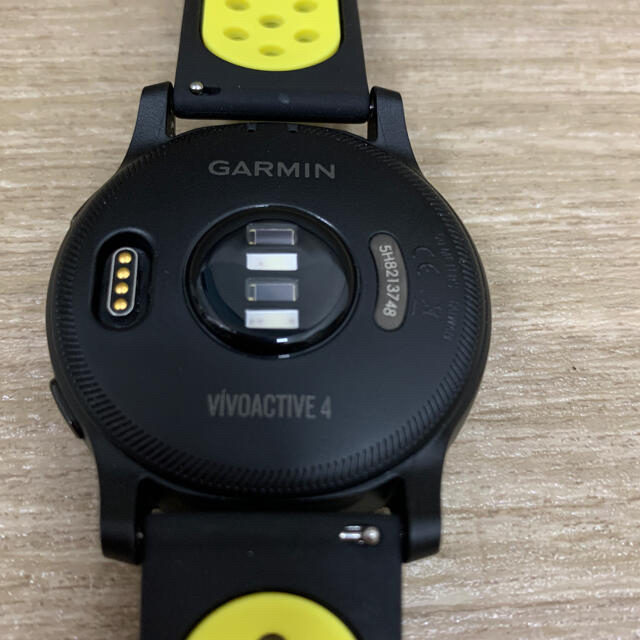 GARMIN(ガーミン)のGARMIN VIVOACTIVE 4 BLACK/SLATE【さらに値下】 メンズの時計(腕時計(デジタル))の商品写真