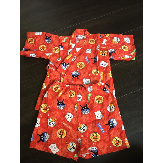 アンパンマン甚平新品 キッズ/ベビー/マタニティのキッズ服女の子用(90cm~)(甚平/浴衣)の商品写真