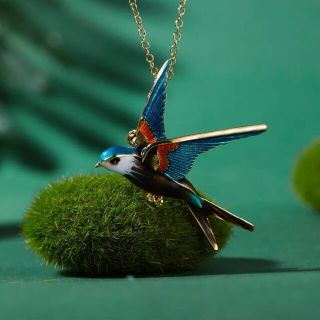 ネックレス　鳥　ハチドリ　ツバメ　オウム　ゴールド　ブルー【追跡あり】(ネックレス)
