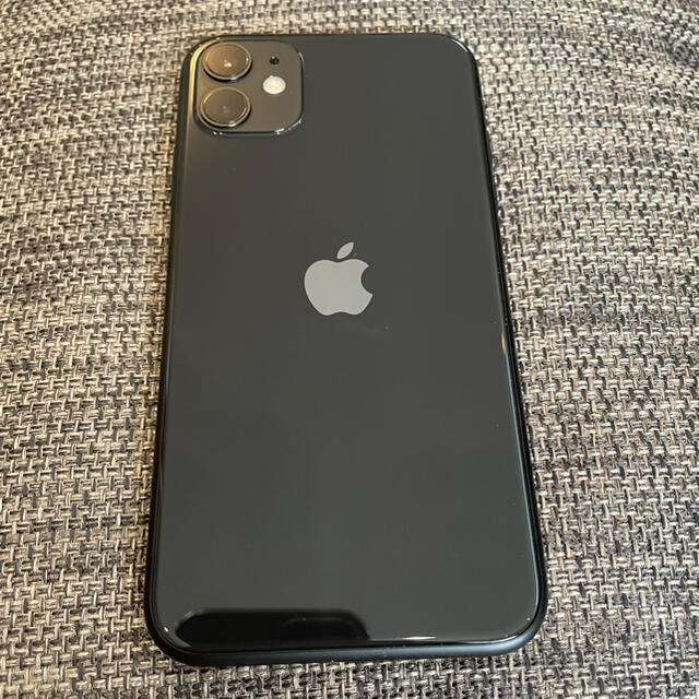 iPhone(アイフォーン)のiPhone11 128GB ブラック　SIMフリー スマホ/家電/カメラのスマートフォン/携帯電話(スマートフォン本体)の商品写真