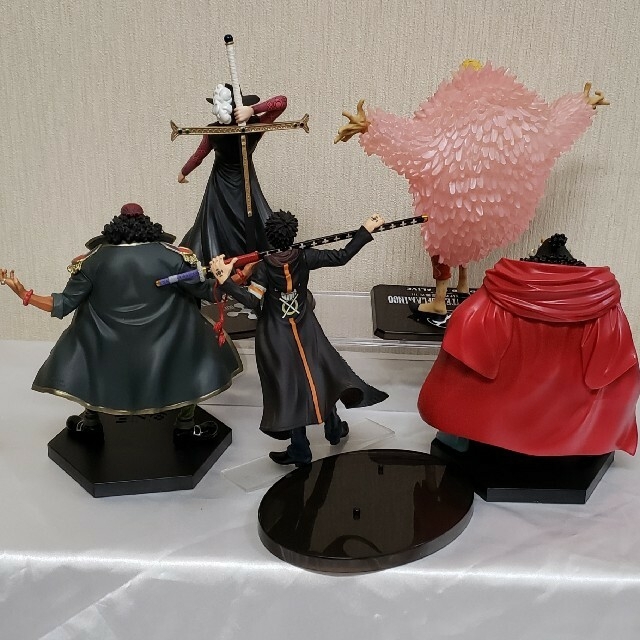 ワンピース フィギュアーツ グラメン 王下七武海 ロー ドフラミンゴ フィギュア