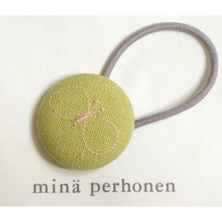 ミナペルホネン(mina perhonen)の17 ハンドメイド くるみボタン ヘアゴム choucho ミナペルホネン M(ヘアアクセサリー)