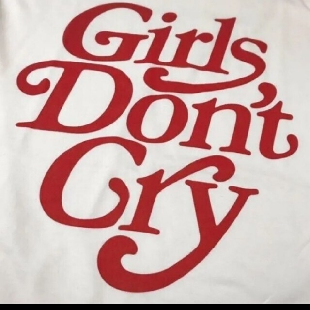 GDC(ジーディーシー)のステッカー付き！◆新品◆Girls Don't Cry Tシャツ メンズのトップス(Tシャツ/カットソー(半袖/袖なし))の商品写真