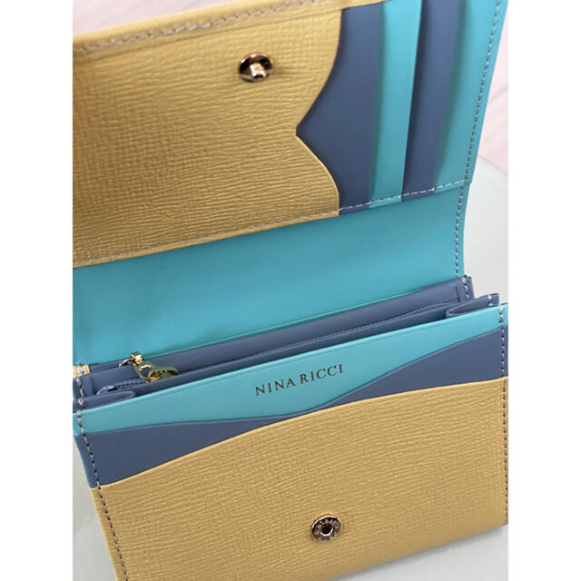 NINA RICCI(ニナリッチ)のニナリッチ　二つ折り財布　 レディースのファッション小物(財布)の商品写真