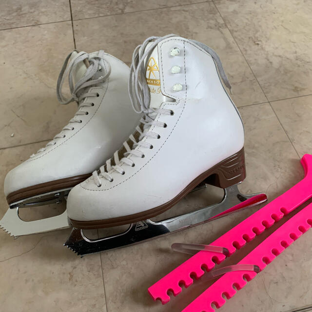 フィギュアスケート靴ジャクソンアーティストプラス3J21センチの通販 by cheribonn｜ラクマ 安い得価