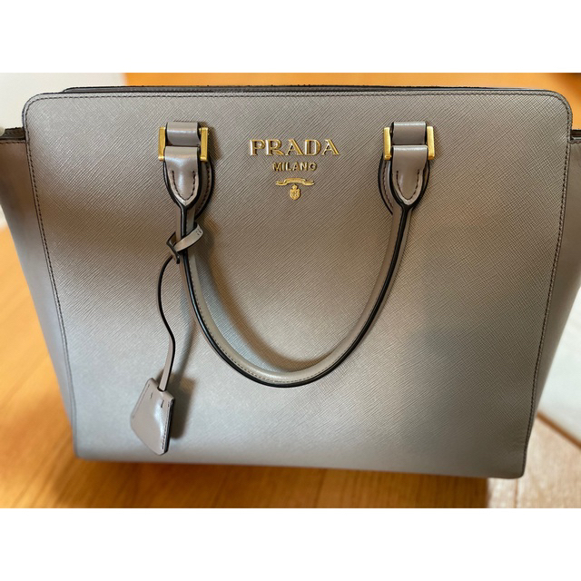 お正月セール‼︎プラダPRADA⭐︎サフィアーノSAFFIANOSOFTC⭐︎