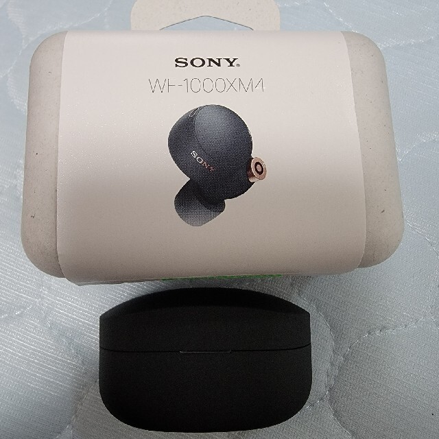 SONY WF-1000XM4