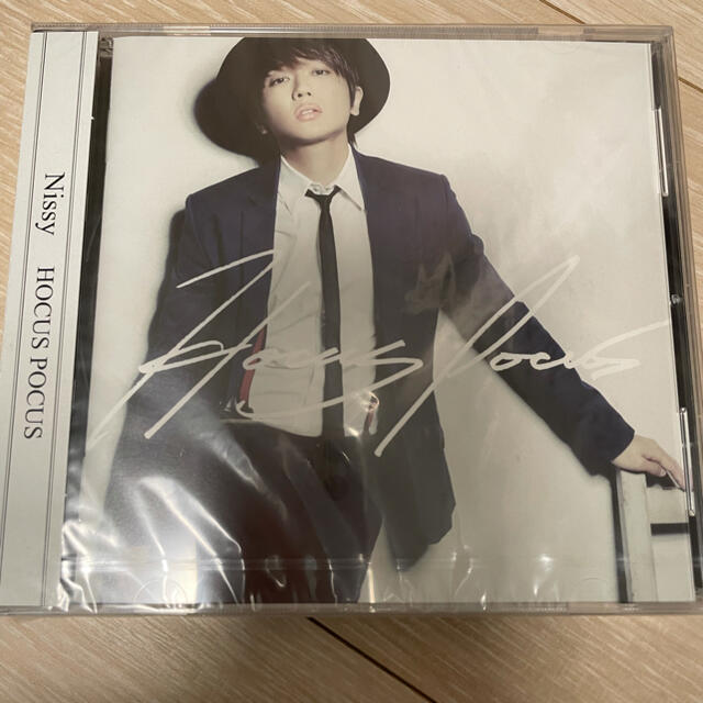 AAA(トリプルエー)のnissy  HOCUS POCUS アルバム　新品未開封 エンタメ/ホビーのCD(ポップス/ロック(邦楽))の商品写真