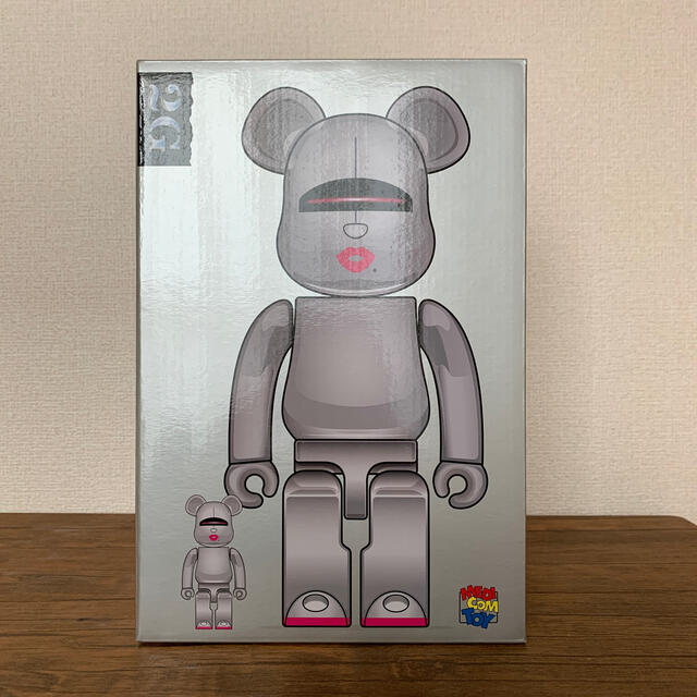 MEDICOM TOY(メディコムトイ)のBE@RBRICK SORAYAMA x 2G SILVER 100%&400% エンタメ/ホビーのおもちゃ/ぬいぐるみ(キャラクターグッズ)の商品写真